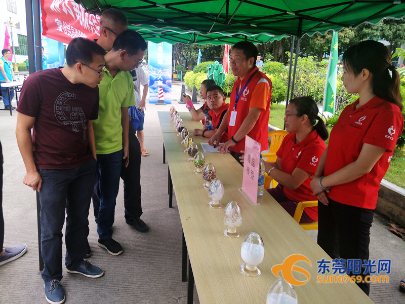 这东西比毒蛇更可怕！今天东莞各地花样“怼”它还专门建了个基地