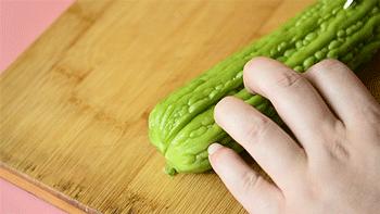 夏季高发皮肤病足癣的防与治,湿疹和热痱子怎么保湿