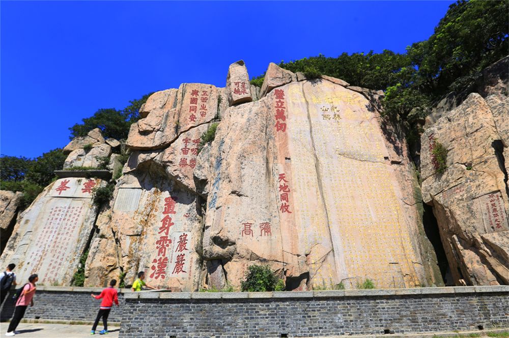 天下第一山泰山视频,天下第一山天子山