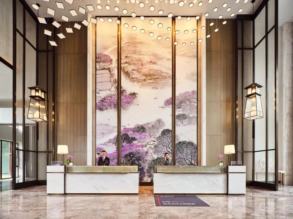 无锡融创皇冠假日酒店多少钱,入住无锡融创皇冠假日酒店