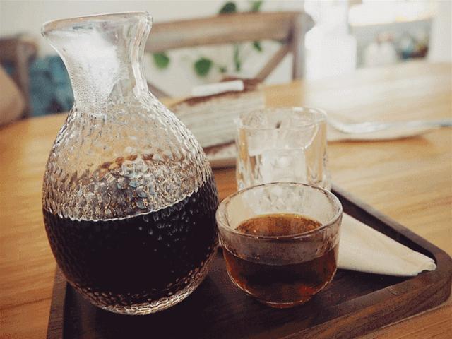 台湾糖村牛轧糖当地价格,台湾特产糖村草莓牛轧糖