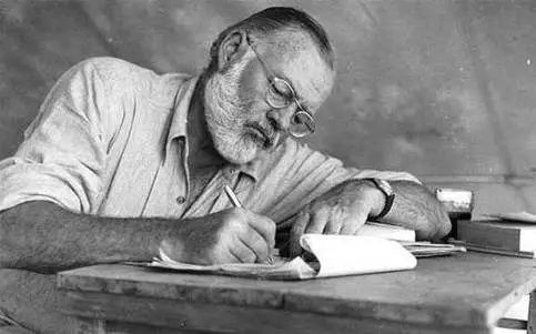 纪念海明威逝世五十八周年：饥饿是有益的磨炼