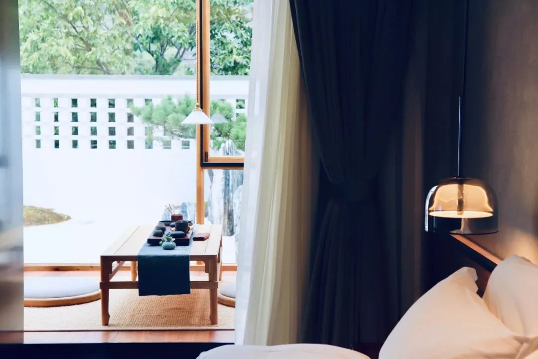 又挖到个21℃的清凉山城，还藏着人均¥300+就能入住的浙南“小星野”，仅限200套