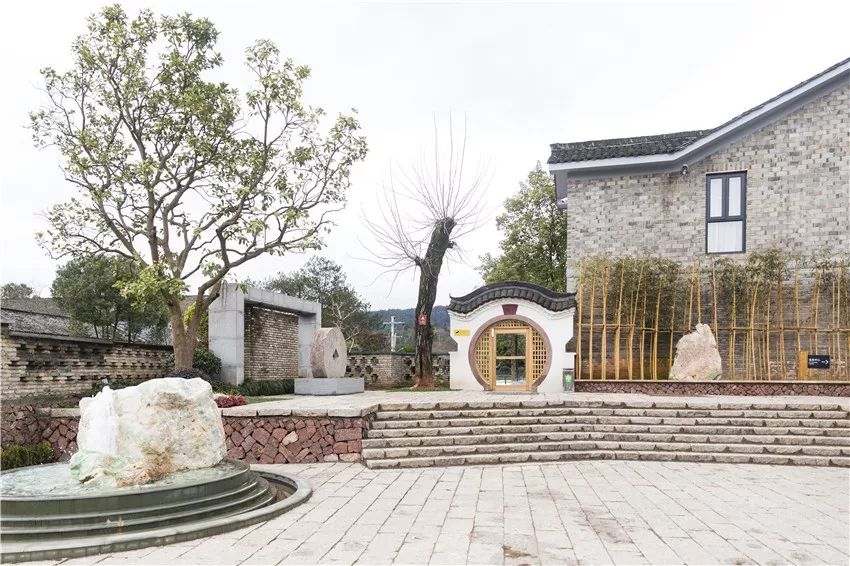 又挖到个21℃的清凉山城，还藏着人均¥300+就能入住的浙南“小星野”，仅限200套