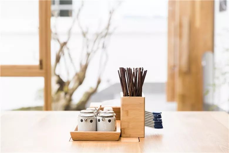 又挖到个21℃的清凉山城，还藏着人均¥300+就能入住的浙南“小星野”，仅限200套