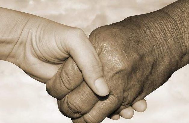 孝顺父母的28种方式建议收藏,孝顺父母最好的方式就是陪伴