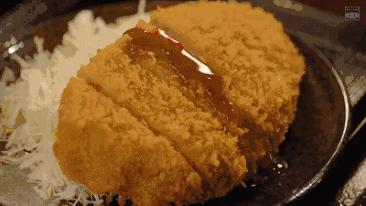 吹生日蛋糕蜡烛把假牙吹出来了,吹生日蛋糕蜡烛