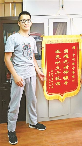 找真相|烫伤抹牙膏？鱼刺卡喉要喝醋？这些家庭急救误区你不可不知