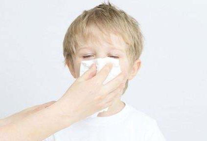 管住嘴、别贪凉！夏季治疗鼻炎可事半功倍