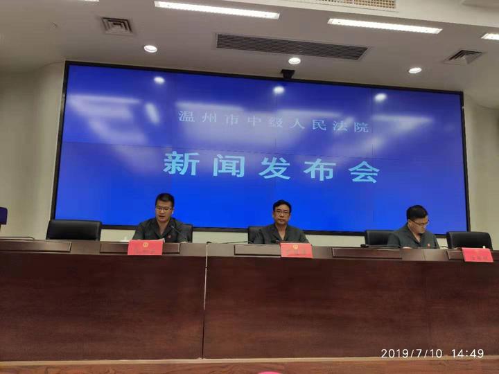 被套路贷信息泄漏了怎么办,如何利用法律来解决网络贷陷阱