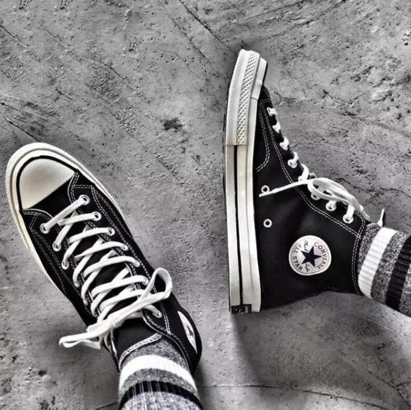 有颜值百搭又可以实战的球鞋,比较百搭舒适耐穿的几款球鞋