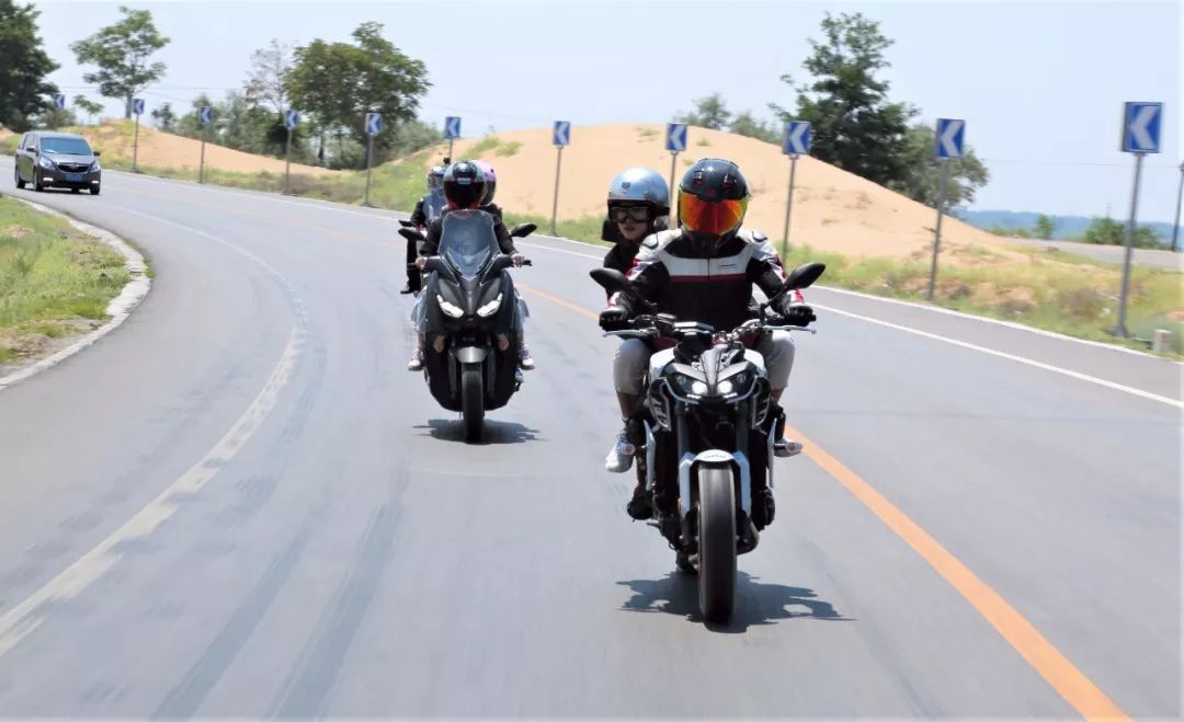 雅马哈mt-09试驾视频,试驾雅马哈MT-01