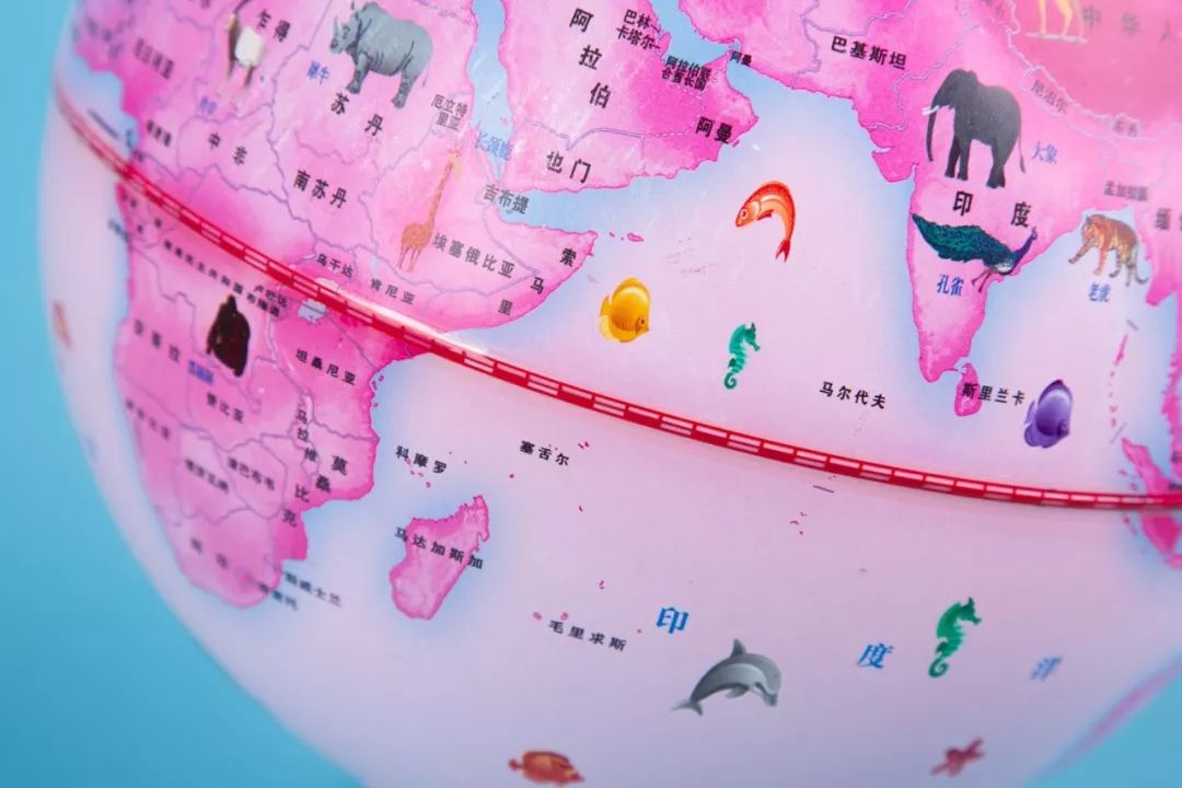 团购预告|《小牛顿成语故事》、AR奇遇地球仪、小度在家1C智能家庭助手