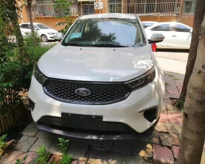 新车上牌发动机号登记错误怎么办,4s店刚买的新车竟然不能上牌照