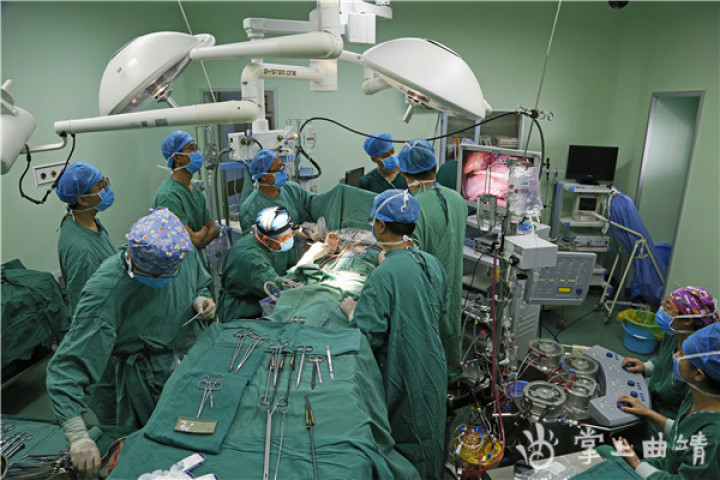 医院开展首例房间隔缺损封堵术,单孔微创胸腔镜手术