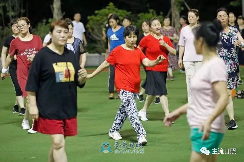 日照健身比较好的地方,日照小区户外健身器材较多的地方