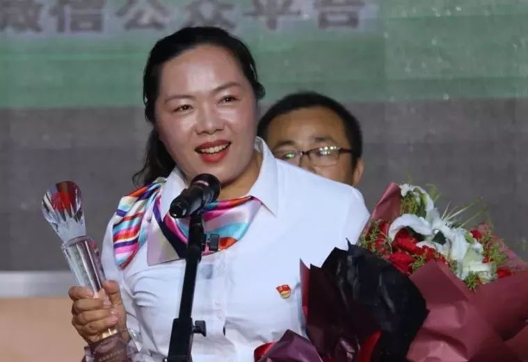 优秀教师奖励名单河南,河南教师获奖微课