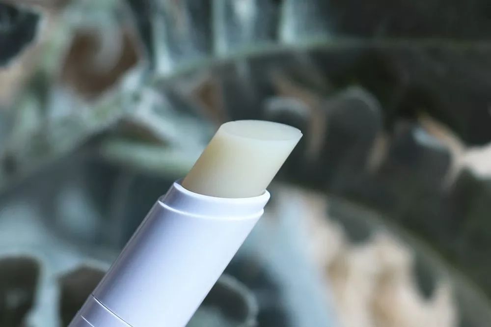 谈美妆|爱剁手却怕交“智商税”？快跟着HWB榜单闭眼买不踩坑