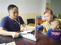 白子君：乡村医生变身农科专家