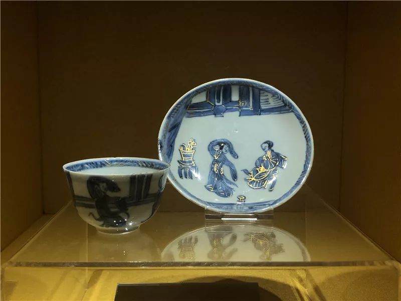 展览|励志史：“模仿”景德镇逆袭成“欧洲第一名瓷”