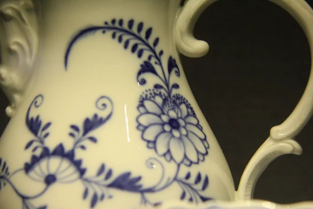 展览|励志史：“模仿”景德镇逆袭成“欧洲第一名瓷”