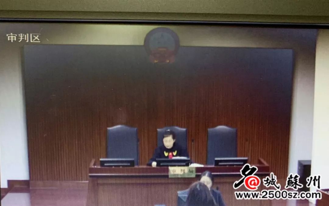 3岁儿子在家无意打翻开水被烫伤,儿子被开水烫伤妈妈送医院