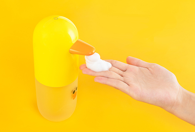 小米linefriends联名,将卖萌进行到底