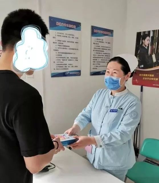 阻断艾滋病，抢在最后一小时