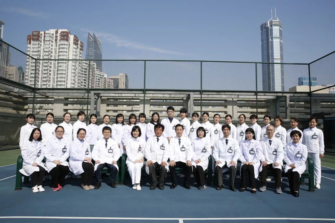 中医疗法对付长年伏案劳损病，退休大学教授与多年“难言之痛”说“拜拜”