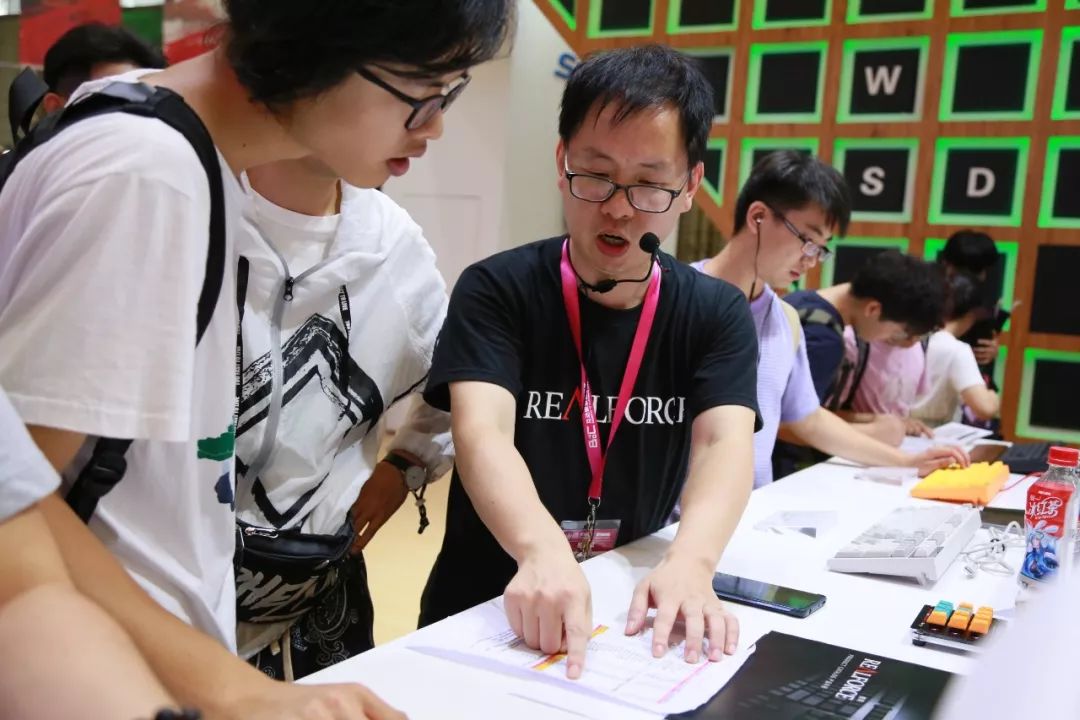 chinajoy最开始是游戏展吗,2018chinajoy笔记本