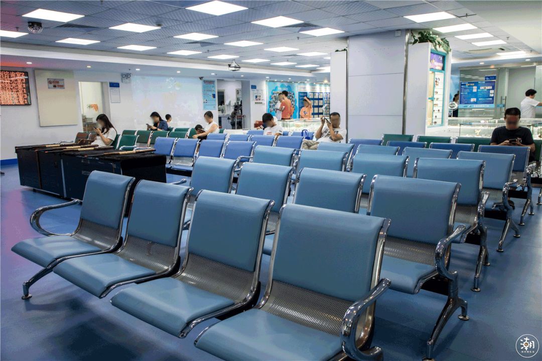 戴眼镜近视可以矫正吗,戴眼镜预防近视加深