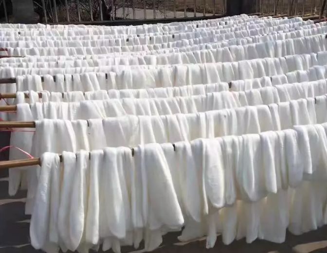 棉花被与蚕丝被哪个好,棉花被跟蚕丝被哪个好