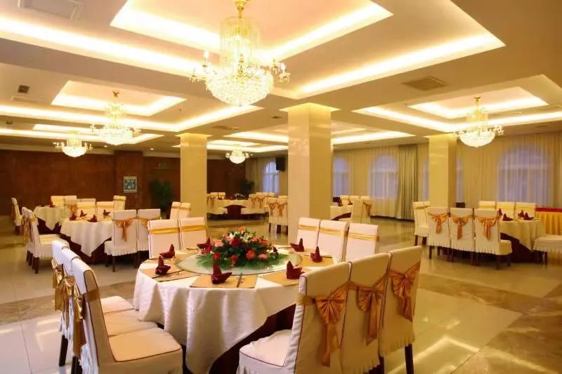 京东温泉度假村,京东第一温泉度假村