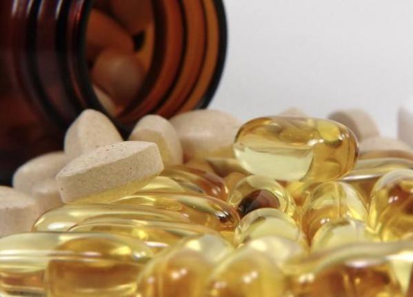 专家建议补充多种维生素,维生素e服用过量的副作用