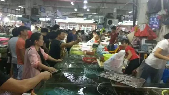 提醒吃海鲜的人们,广西开海节吃海鲜