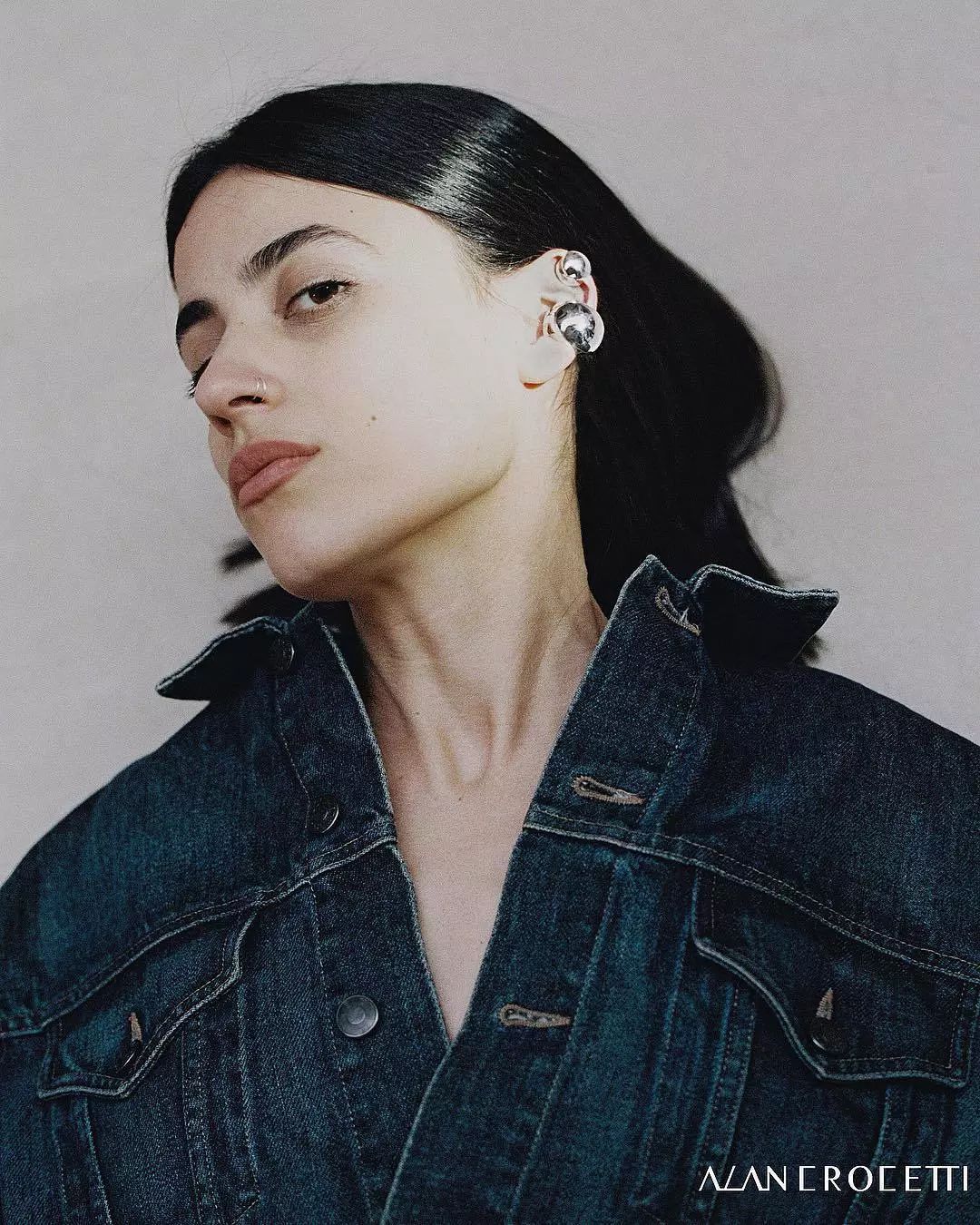 没有耳洞的明星是怎么戴耳环的,明星同款耳夹无耳洞