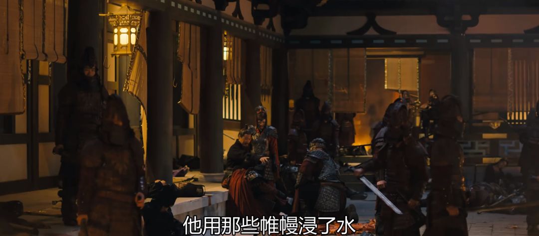 被困火场逃生,火场逃生时应朝什么方向