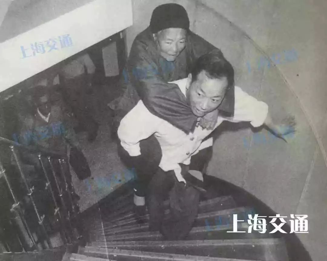 【壮丽70年】还记得你小时候乘过的客轮吗？听老劳模杨怀远为你揭开尘封数十年的小扁担故事