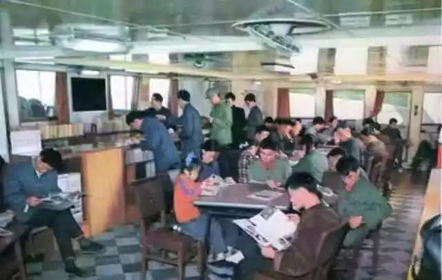 【壮丽70年】还记得你小时候乘过的客轮吗？听老劳模杨怀远为你揭开尘封数十年的小扁担故事