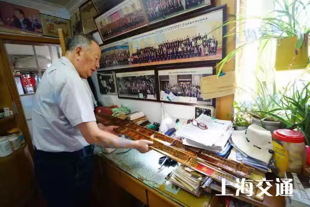 【壮丽70年】还记得你小时候乘过的客轮吗？听老劳模杨怀远为你揭开尘封数十年的小扁担故事