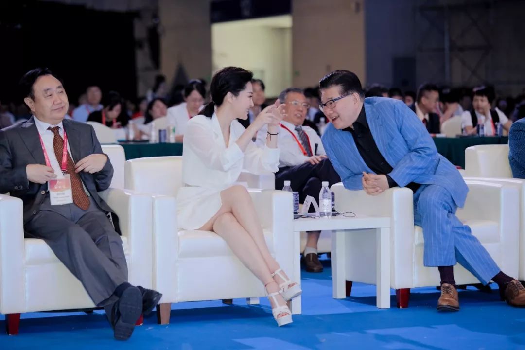 罗家英抗癌成功案例,罗家英抗击肝癌视频