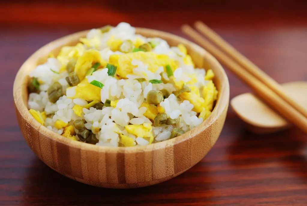 剩菜剩饭应如何处置,剩菜剩饭放冰箱冷藏能保存多久