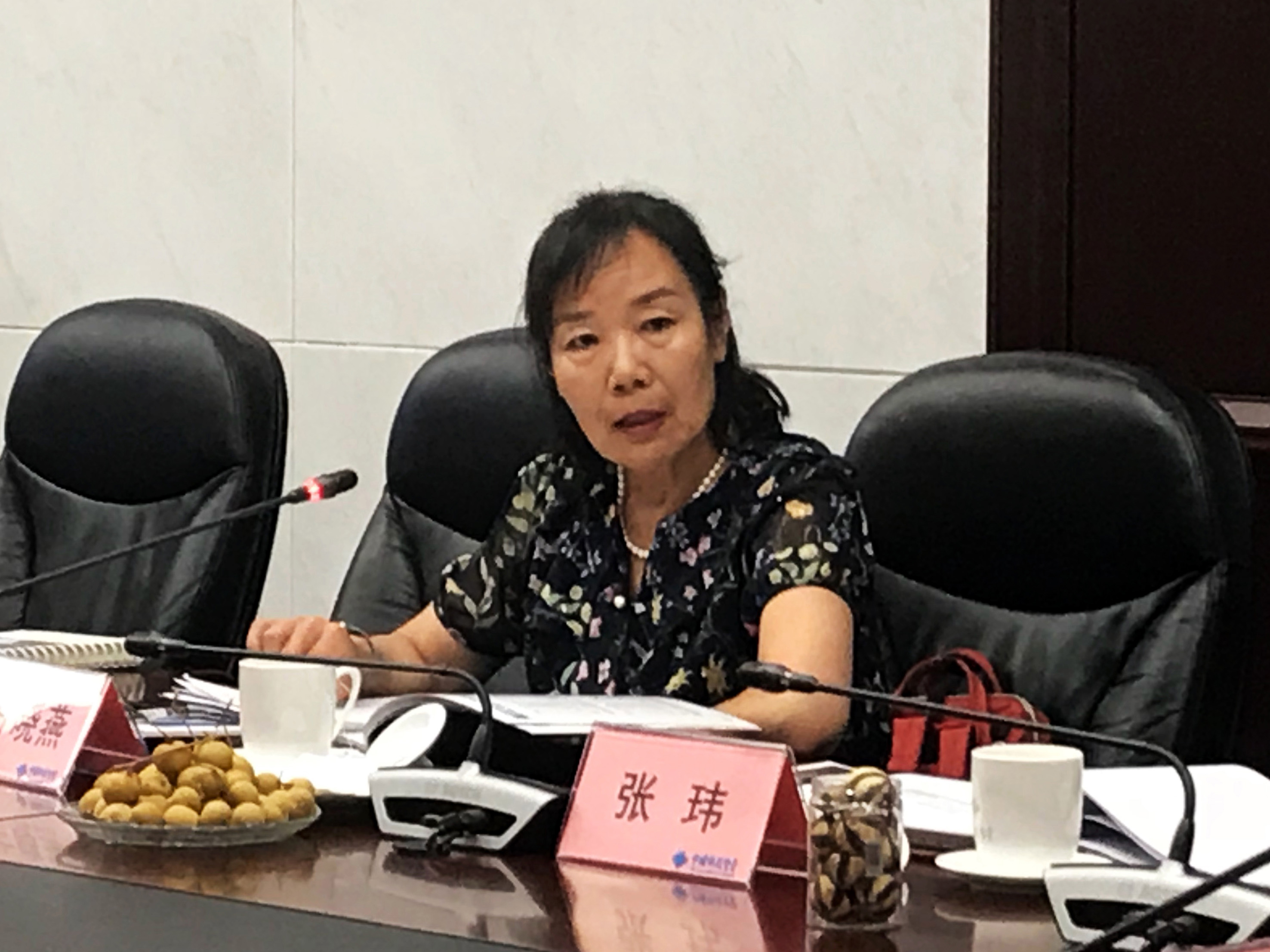 使用1000米这样的线，每年可节省电费36万元——来自“火山岩无机矿物质全浇注母线”项目研讨会的报道