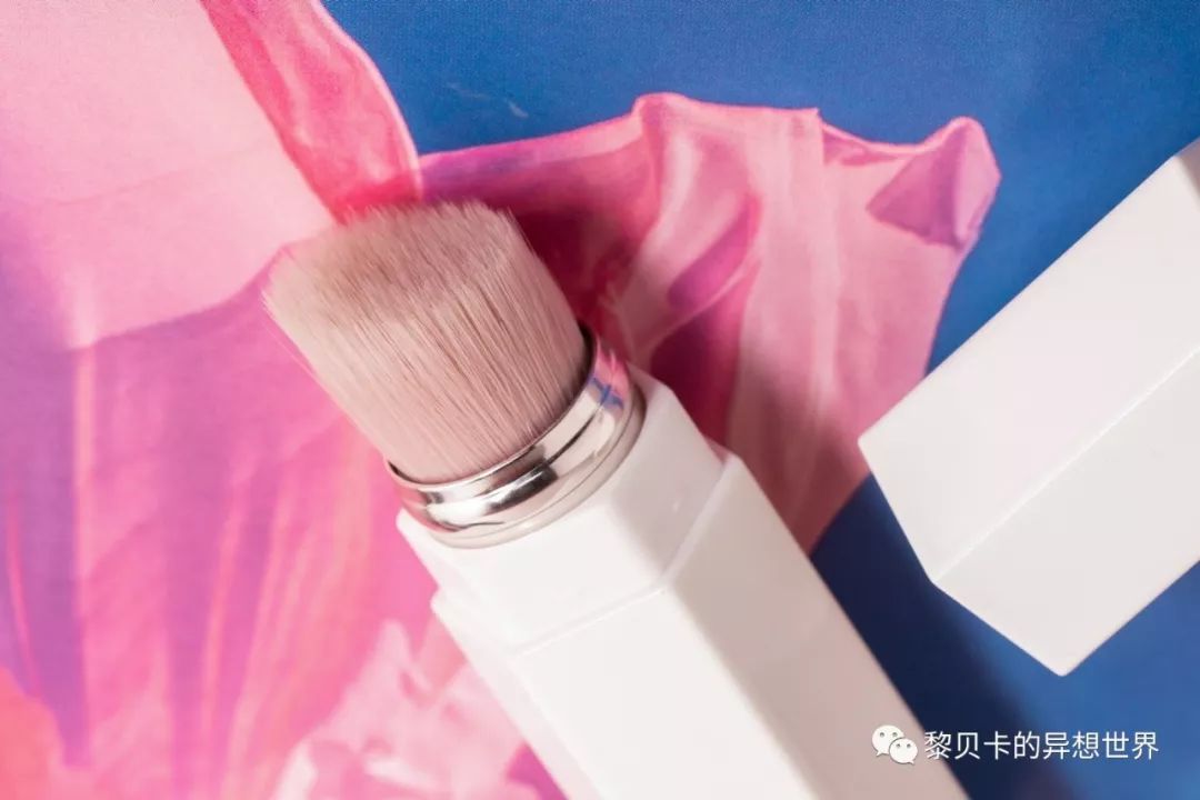 新手化妆必买的十个单品,好用的日常化妆单品推荐