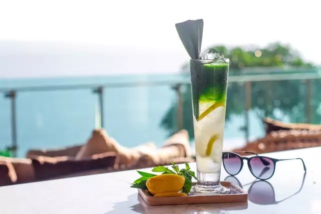 普吉岛旅游性价比酒店,普吉岛无边泳池酒店看海