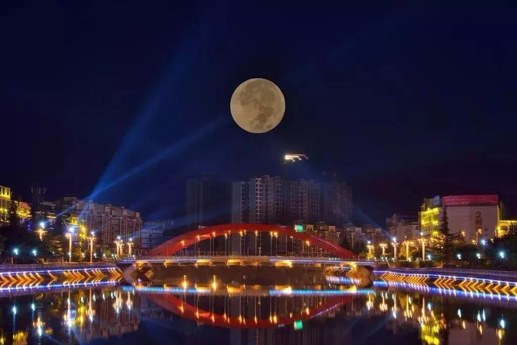 所有人您有一份开学礼待查收,所有人都收到过的邀请函