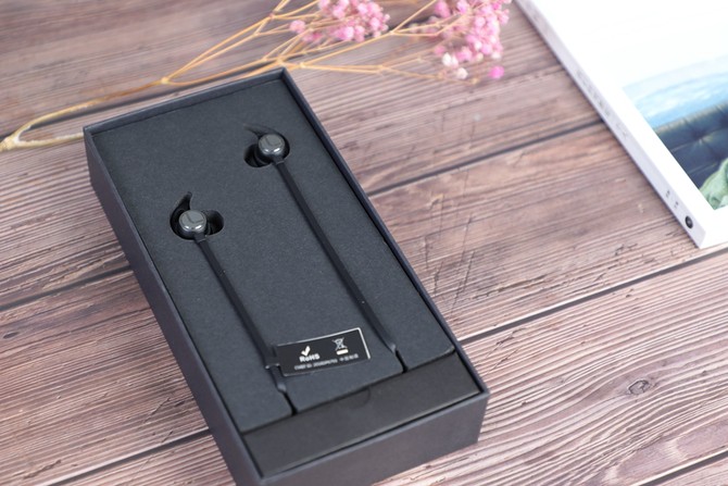 轻巧便携不伤耳蓝牙耳机,联想蓝牙耳机无痛不伤耳