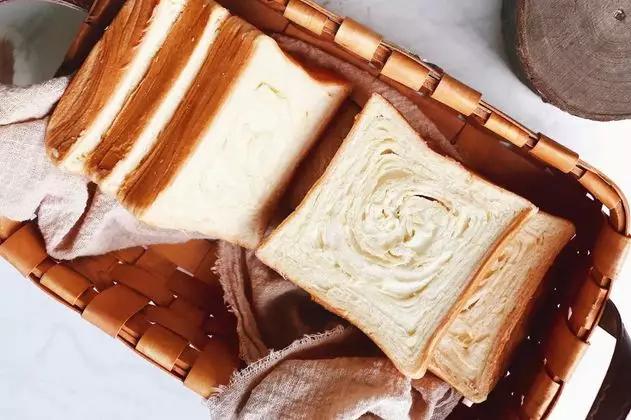 这家店的货柜永远半空！不预约永远没货！上新品永远卖光！今天上新了……