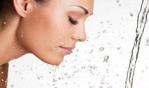 毛孔粗大怎么办教你一招收缩毛孔,为什么毛孔大怎么修复