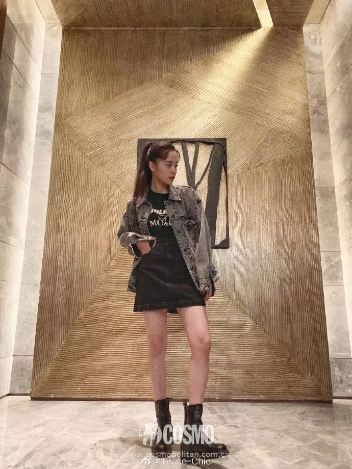 牛仔外套怎么搭配显瘦,落肩牛仔外套显人胖还是显瘦